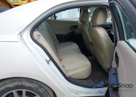 2014 Chevrolet Malibu 1Lt из США, поврежденный, VIN 1G11C5SLXEF289465